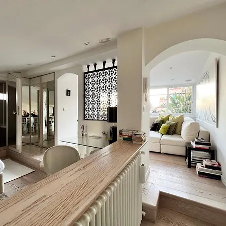 Апартаменты Art Lover's Loft