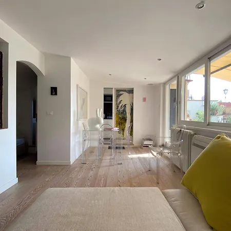 Art Lover's Loft Апартаменты Рим